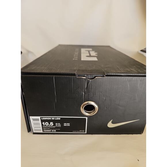 Nike sneaker, LeBron 12, XII Low Mens University Red. w/ OG Box Size 10.5 - Picture 9 of 10